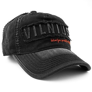 Black “Vilnius” Cap – Retro Style | Robin Ruth
