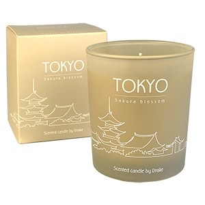 Natūralaus vaško aromatinė žvakė "Sakuros žiedas - TOKYO" 75 val.