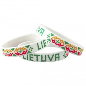 Silikoninė apyrankė „Lietuva“ – tautinis ornamentas