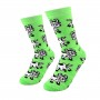 Moteriškos žalios kojinės su linksmomis karvutėmis