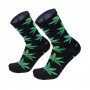 Vyriškos kojinės su žaliais kanapių lapais
